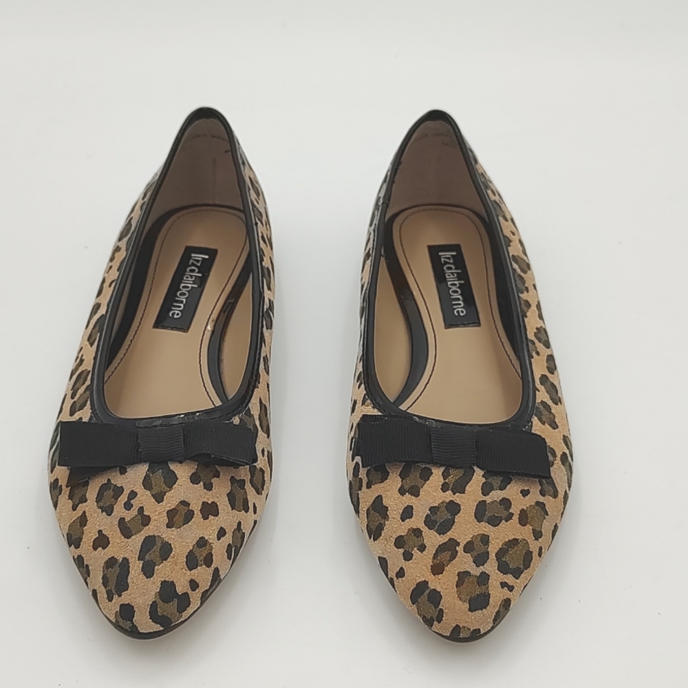 Liz Claiborne Leopard Blush Suede Steffi  Flats Size 6